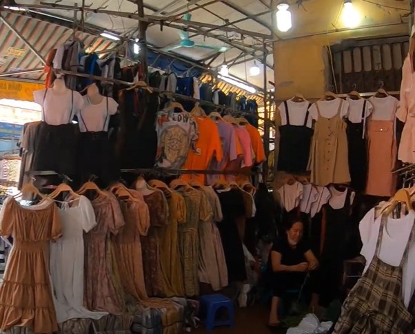 váy đầm nữ tại chợ nành 