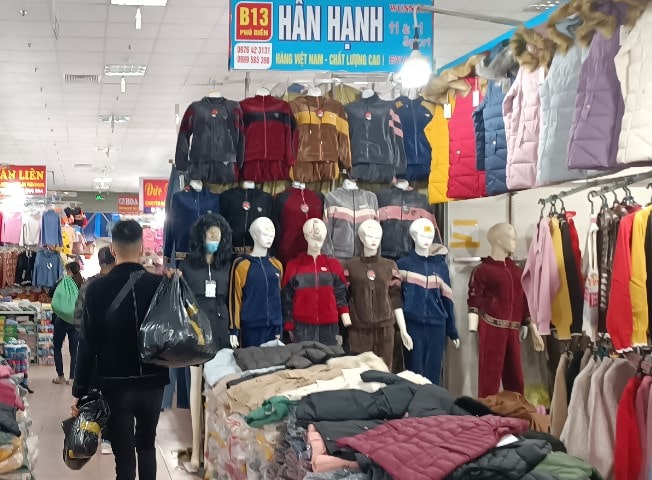 Cửa hàng quần áo chợ Phú Điền Ninh Hiệp hàng đẹp giá rẻ