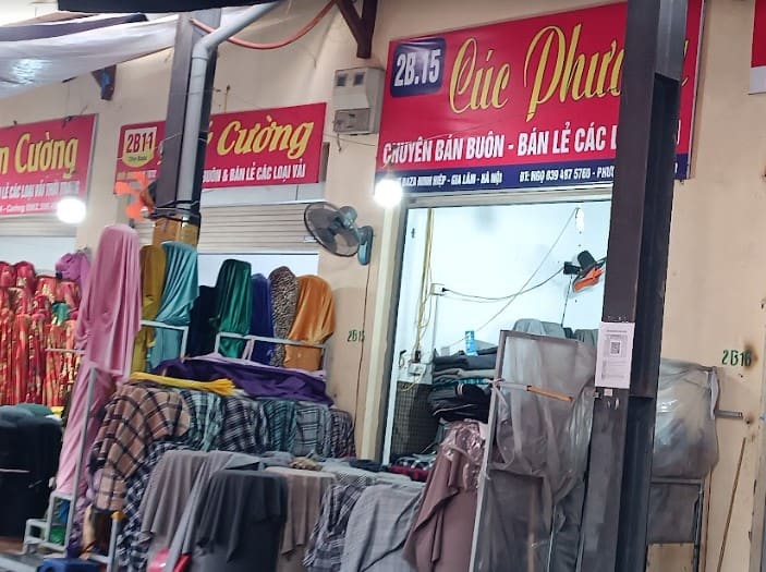 Cửa hàng vải giá rẻ tại chợ vải Baza Ninh Hiệp